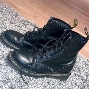 Doc Martens Boots